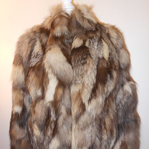 THE FUR VAULT CRYSTAL FOX FUR WAIST LENGTH JACKET SIZE MEDIUM - Picture 9 of 9